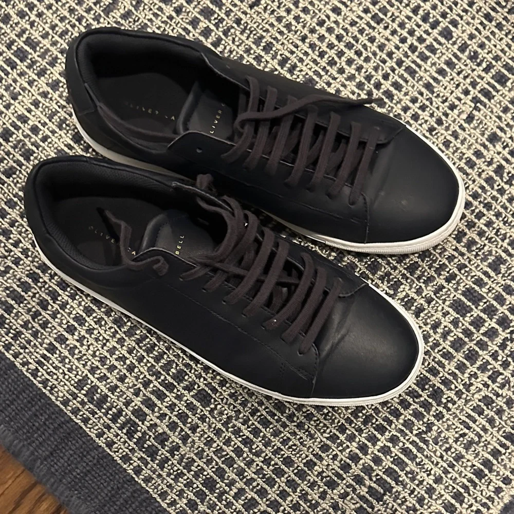 Oliver Cabell Black Low-Top Sneakers with White Sole - Picture 3 of 6